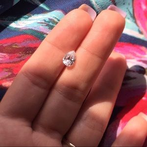 1CT Simulated Diamond